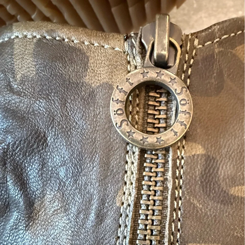 Sofft Siri Camo Leather Waterproof Wedge Sneaker Booties Size 8.5 - Picture 5 of 8